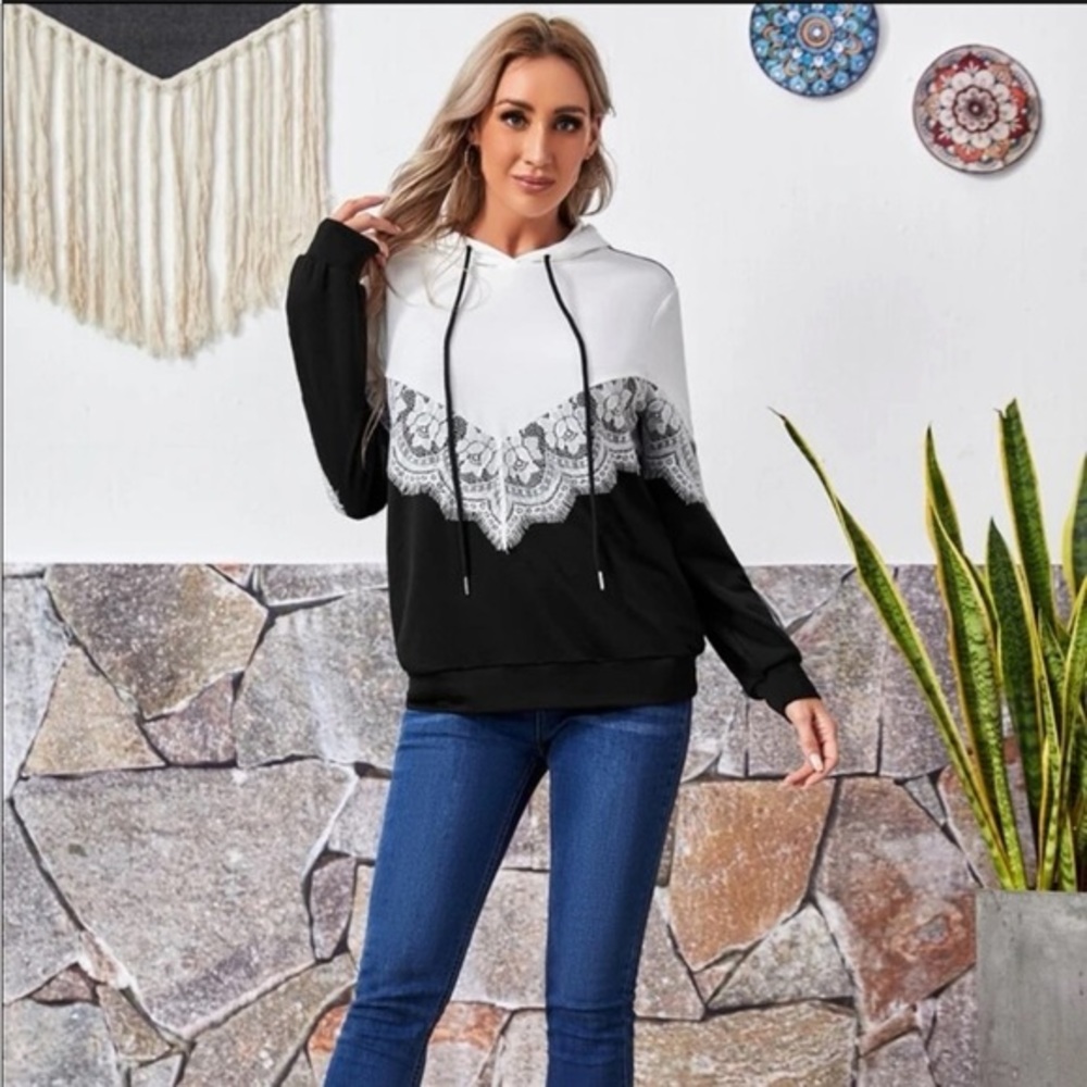 Black and white lace panel drawstring hoodie